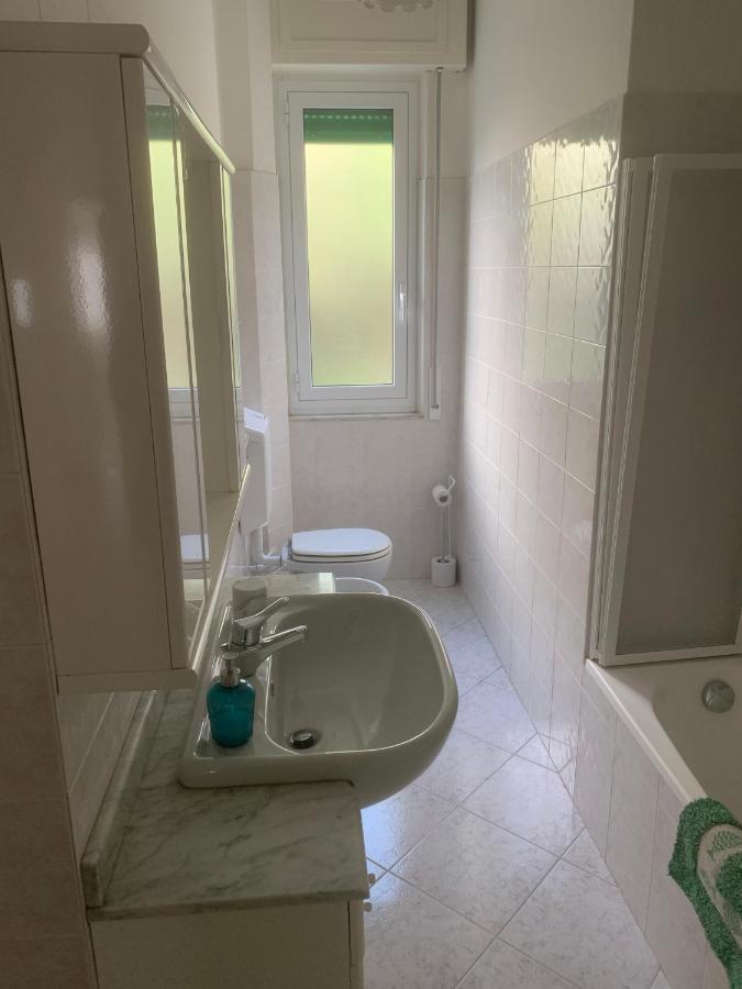 Casa Bianca 4 - Confortevole In Centro A Moneglia Ngoại thất bức ảnh